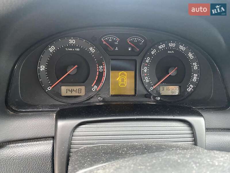 Ліфтбек Skoda Superb 2002 в Білій Церкві