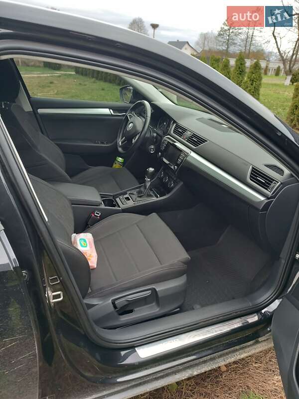 Лифтбек Skoda Superb 2015 в Ровно фото 6 Лифтбек Skoda Superb 2015 в Ровно