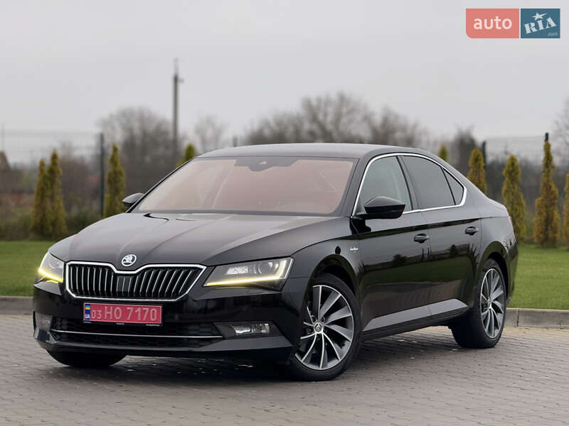 Лифтбек Skoda Superb 2017 в Луцке