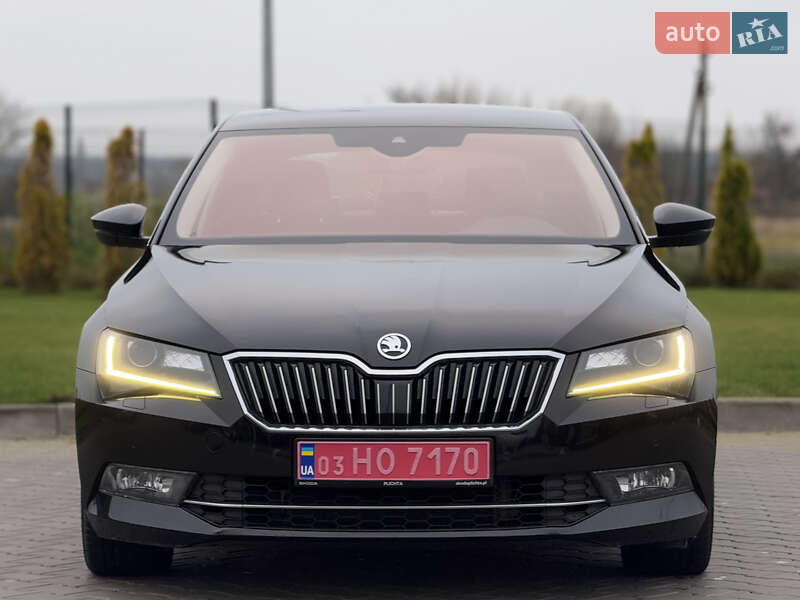 Лифтбек Skoda Superb 2017 в Луцке