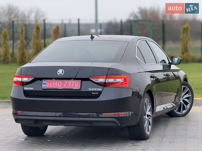 Лифтбек Skoda Superb 2017 в Луцке