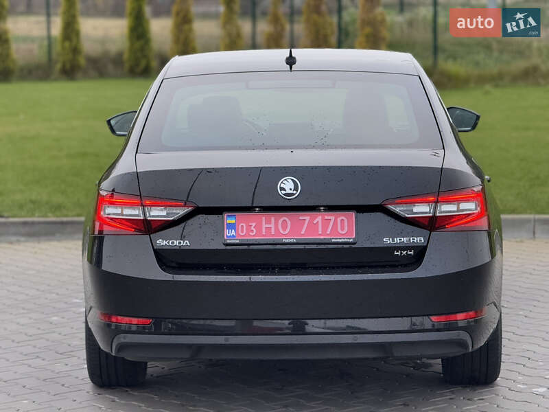 Лифтбек Skoda Superb 2017 в Луцке