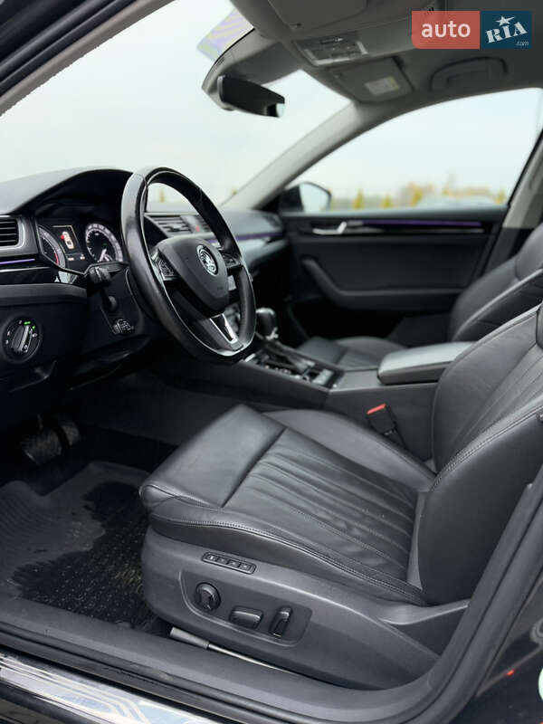 Лифтбек Skoda Superb 2017 в Луцке