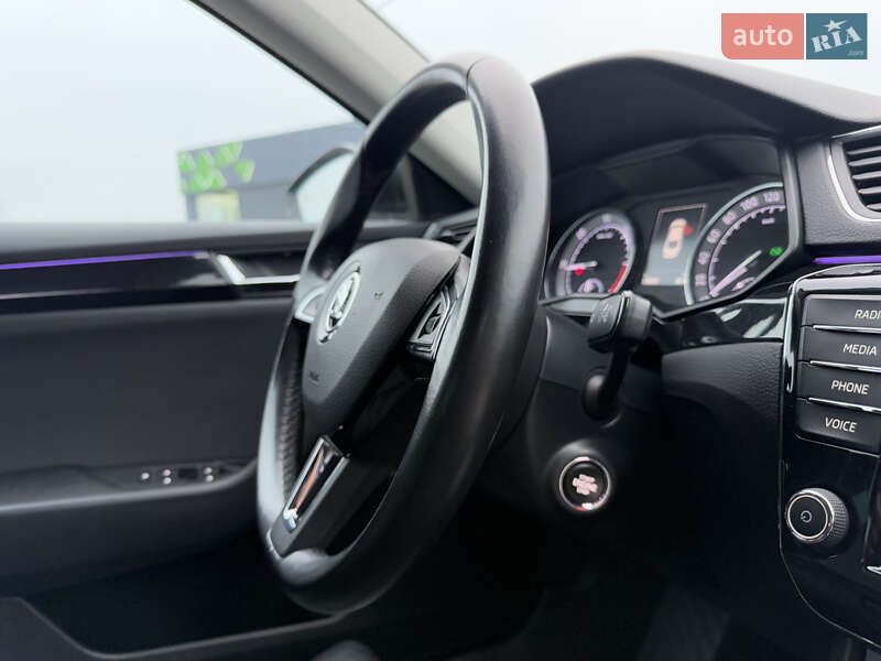 Лифтбек Skoda Superb 2017 в Луцке