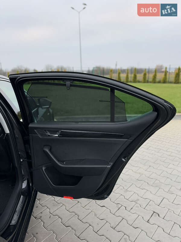 Лифтбек Skoda Superb 2017 в Луцке