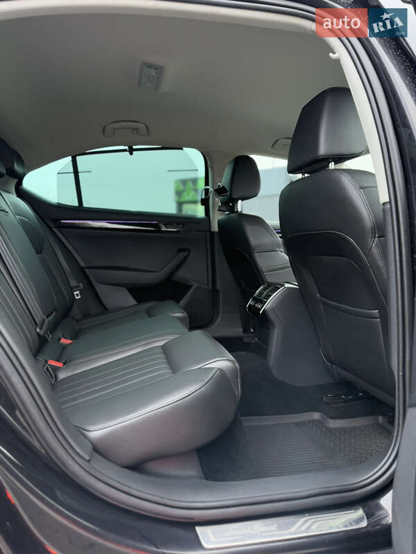 Лифтбек Skoda Superb 2017 в Луцке