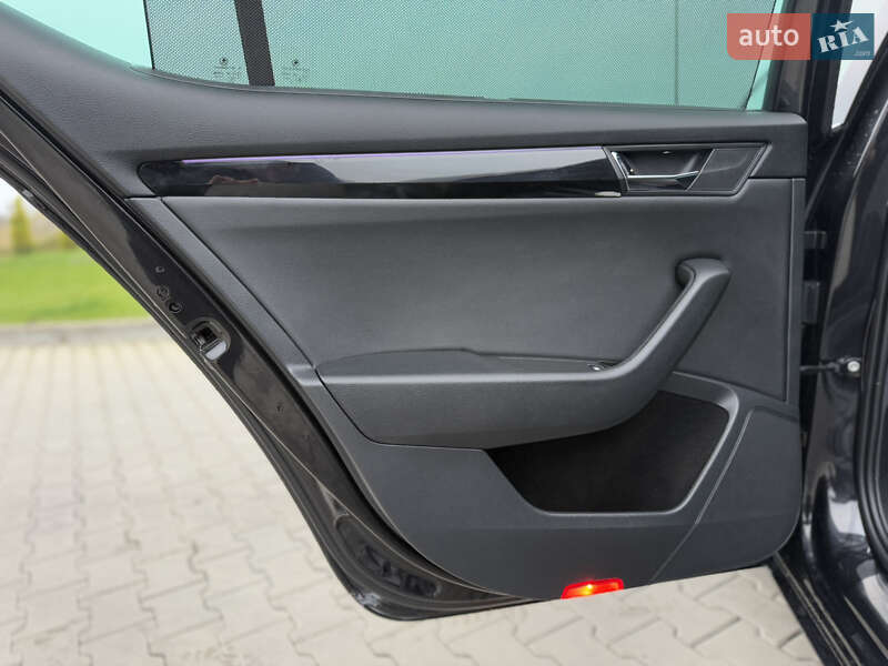 Лифтбек Skoda Superb 2017 в Луцке