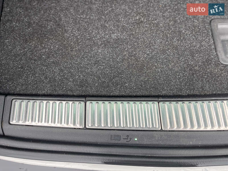 Универсал Skoda Superb 2016 в Радивилове