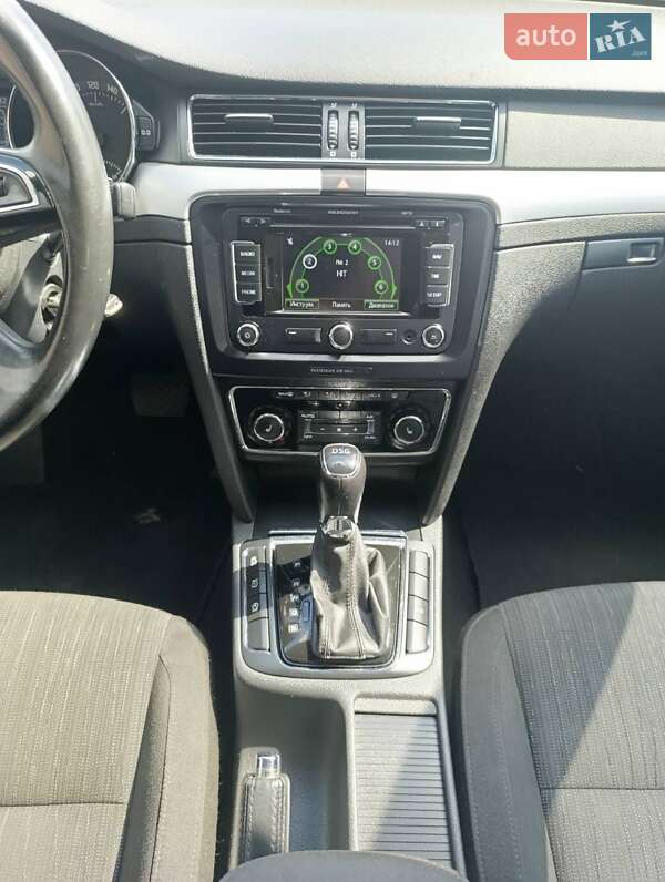 Універсал Skoda Superb 2013 в Ковелі