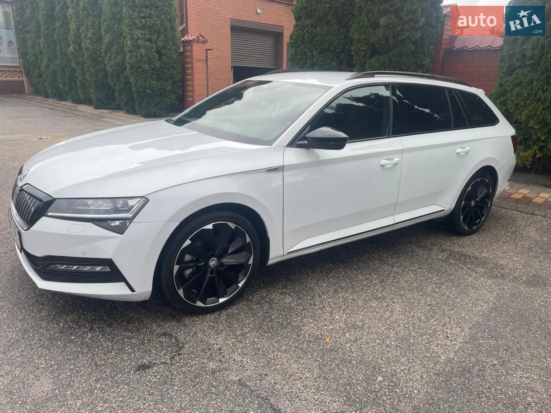 2020 Skoda Superb - мініатюра 2
