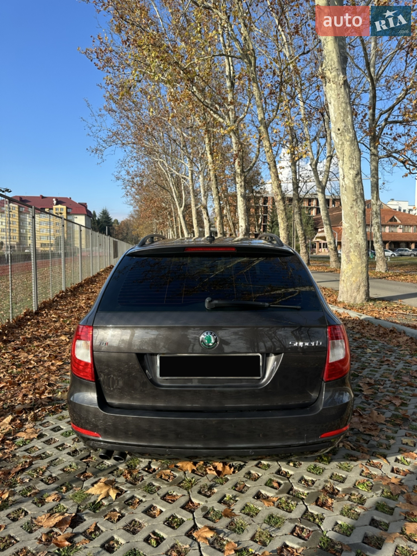 2011 Skoda Superb - мініатюра 6
