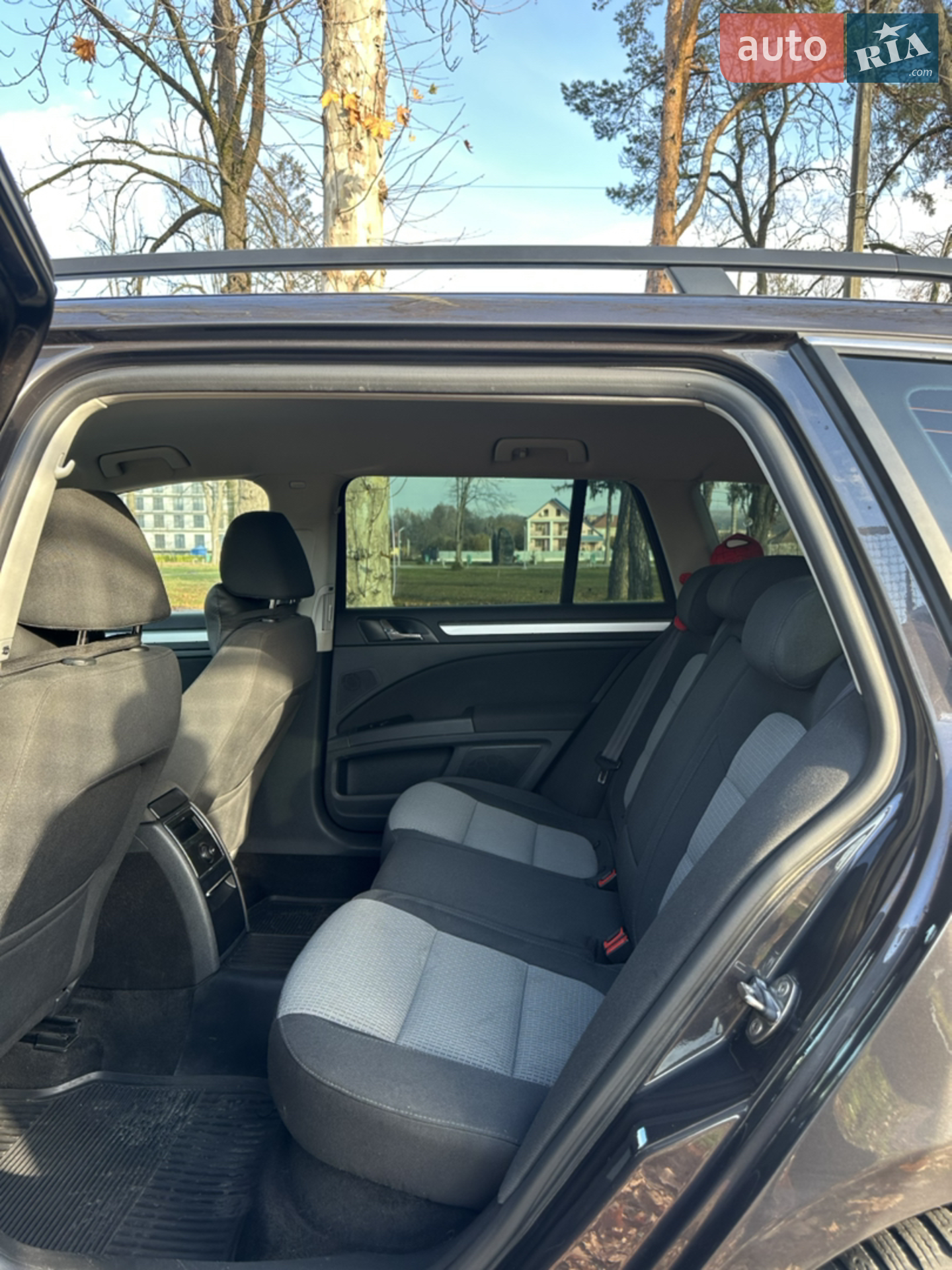 2011 Skoda Superb - мініатюра 11