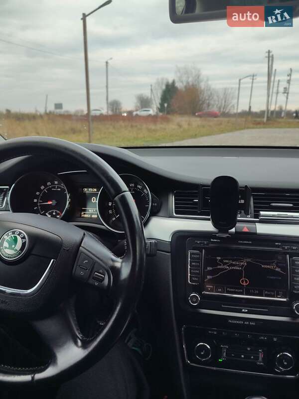 Універсал Skoda Superb 2012 в Самборі