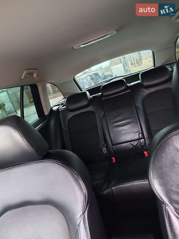 Універсал Skoda Superb 2012 в Самборі