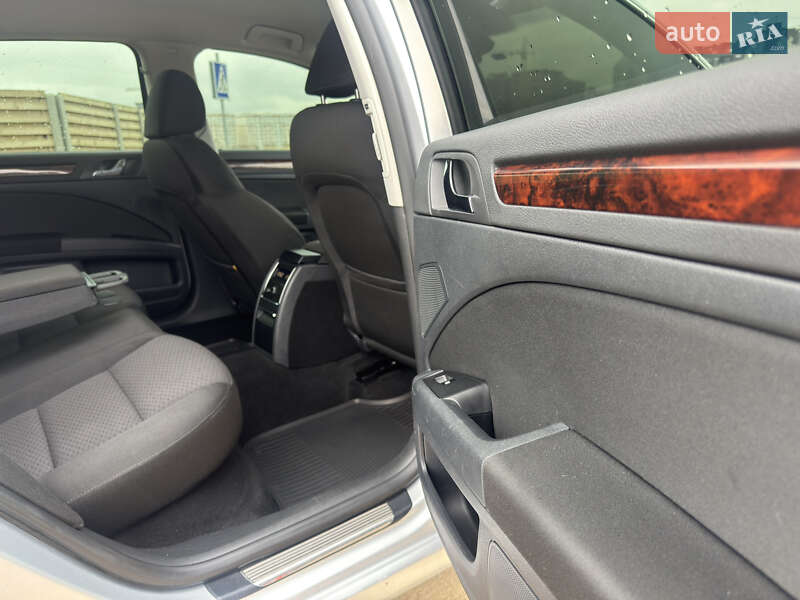 Ліфтбек Skoda Superb 2013 в Києві