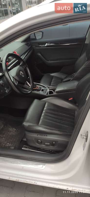 Універсал Skoda Superb 2018 в Львові