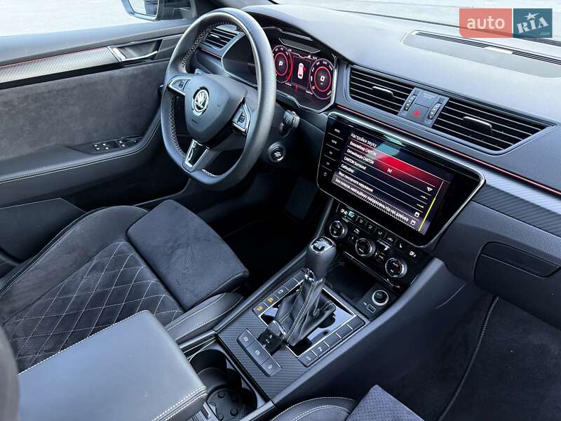 Універсал Skoda Superb 2020 в Мукачевому