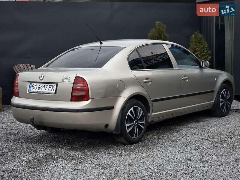 Лифтбек Skoda Superb 2005 в Тернополе фото 4 Лифтбек Skoda Superb 2005 в Тернополе
