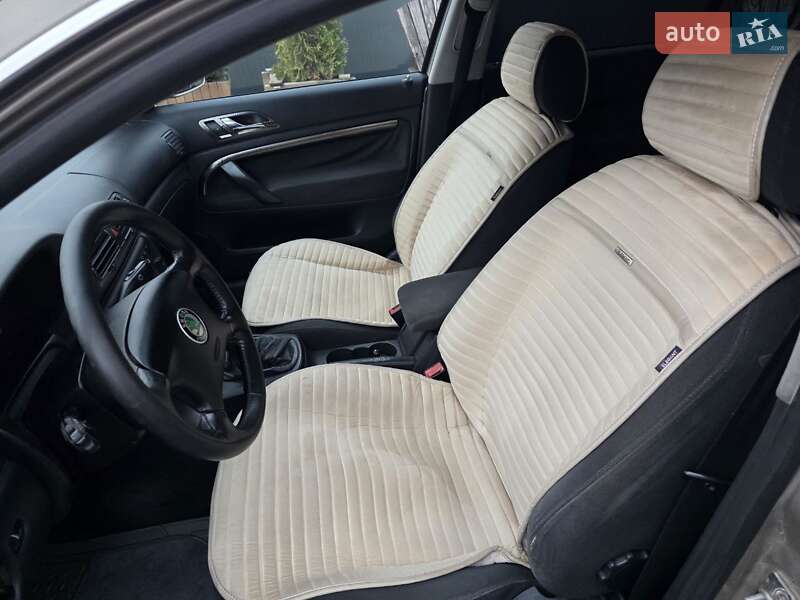 Лифтбек Skoda Superb 2005 в Тернополе фото 19 Лифтбек Skoda Superb 2005 в Тернополе