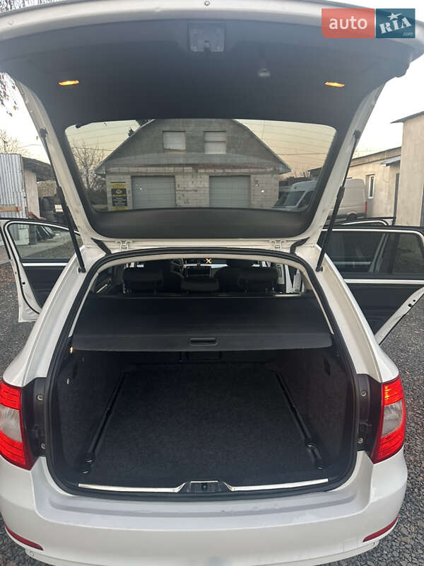 Універсал Skoda Superb 2012 в Ковелі