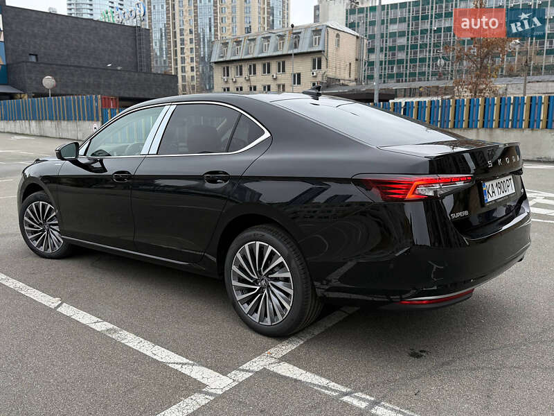 Ліфтбек Skoda Superb 2025 в Києві
