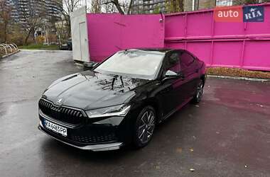 Ліфтбек Skoda Superb 2025 в Києві