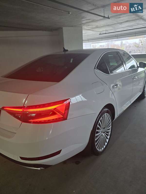 Ліфтбек Skoda Superb 2022 в Києві фото 7 Ліфтбек Skoda Superb 2022 в Києві