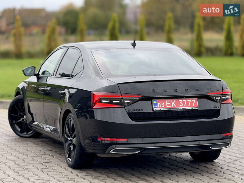Лифтбек Skoda Superb 2021 в Луцке