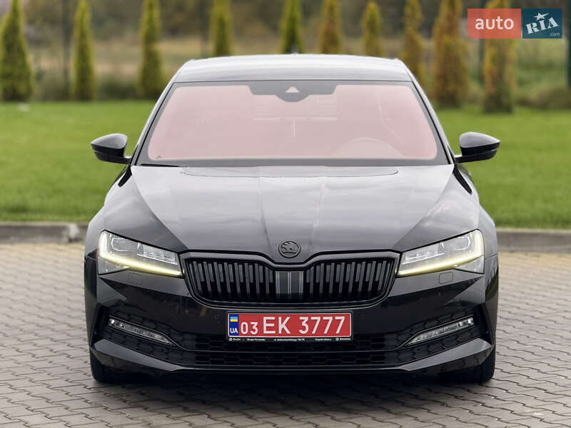 Лифтбек Skoda Superb 2021 в Луцке