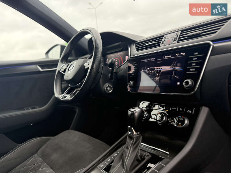 Лифтбек Skoda Superb 2021 в Луцке