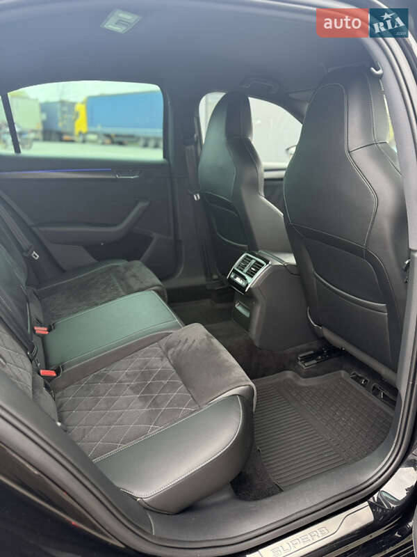 Лифтбек Skoda Superb 2021 в Луцке