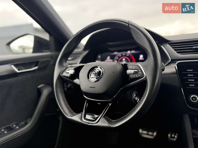 Лифтбек Skoda Superb 2021 в Луцке