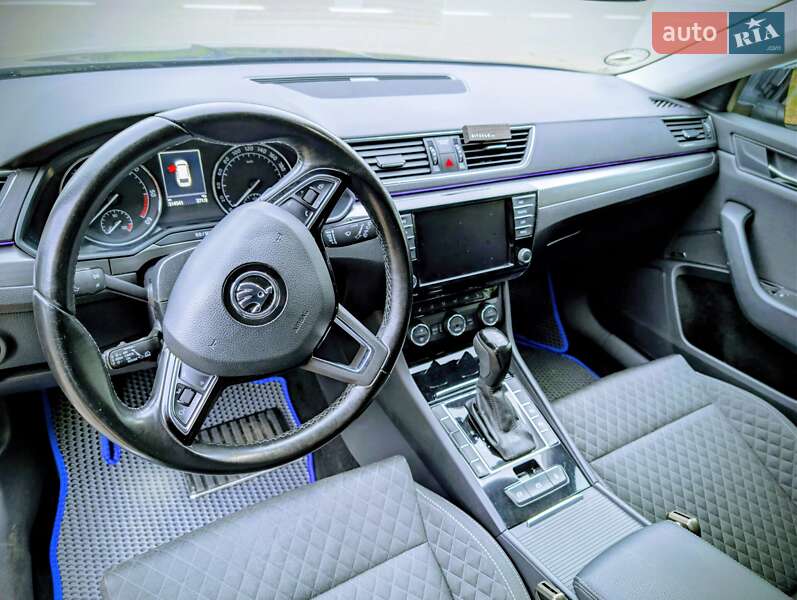 Універсал Skoda Superb 2017 в Львові фото 7 Універсал Skoda Superb 2017 в Львові