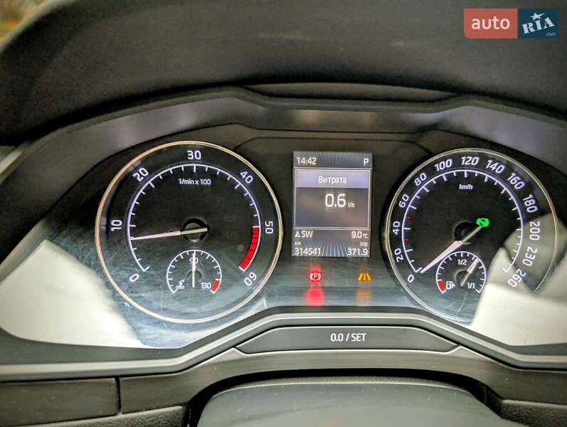 Універсал Skoda Superb 2017 в Львові фото 17 Універсал Skoda Superb 2017 в Львові