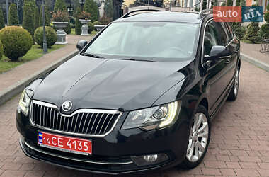 Універсал Skoda Superb 2014 в Стрию