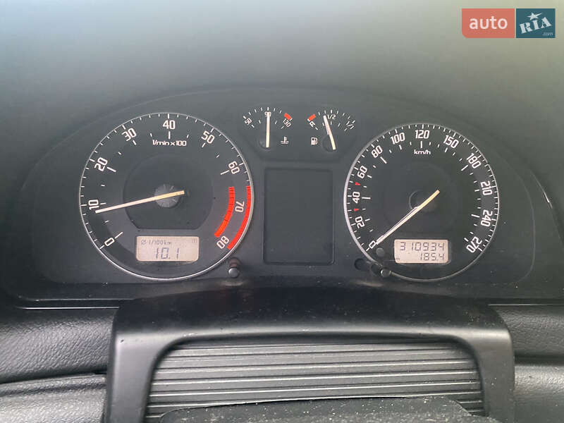 Ліфтбек Skoda Superb 2005 в Києві фото 4 Ліфтбек Skoda Superb 2005 в Києві