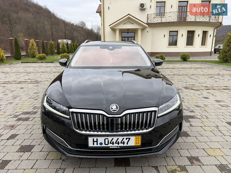 Універсал Skoda Superb 2021 в Сваляві