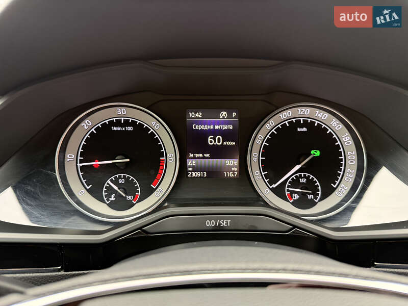 Універсал Skoda Superb 2021 в Сваляві