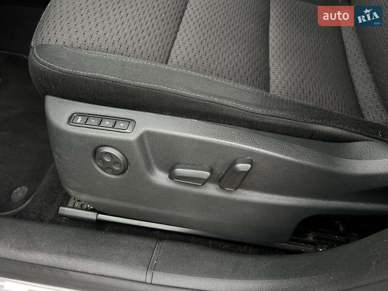 Универсал Skoda Superb 2010 в Луцке