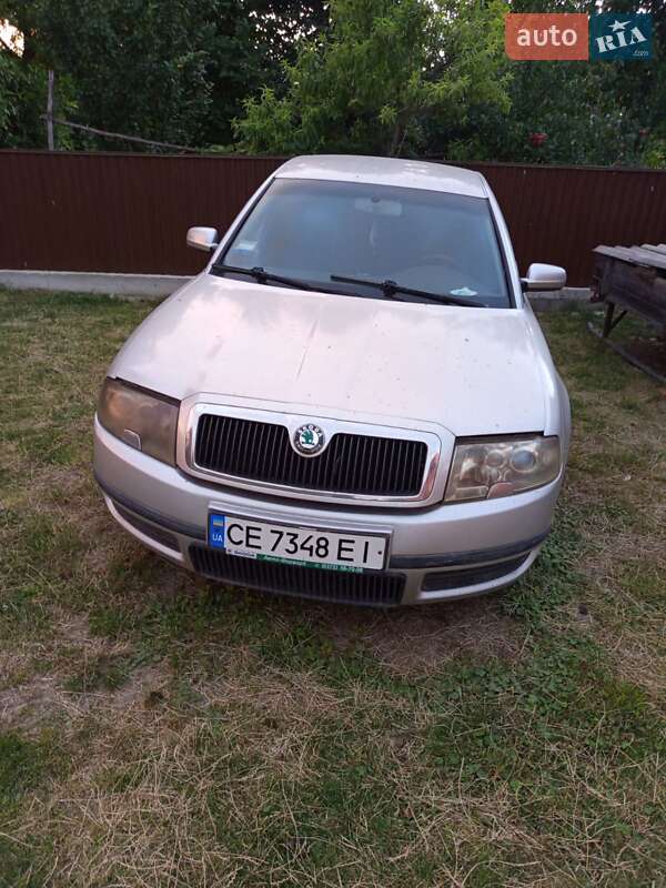 Лифтбек Skoda Superb 2003 в Герце