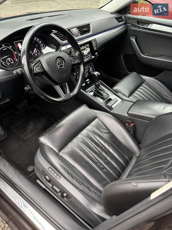 Универсал Skoda Superb 2015 в Луцке