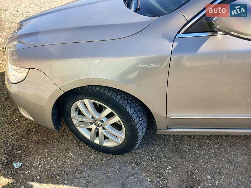 Ліфтбек Skoda Superb 2012 в Іршаві