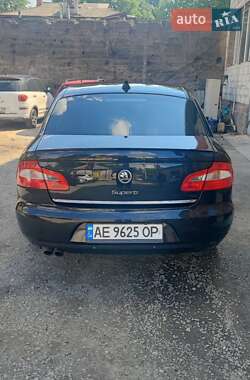 Ліфтбек Skoda Superb 2012 в Дніпрі