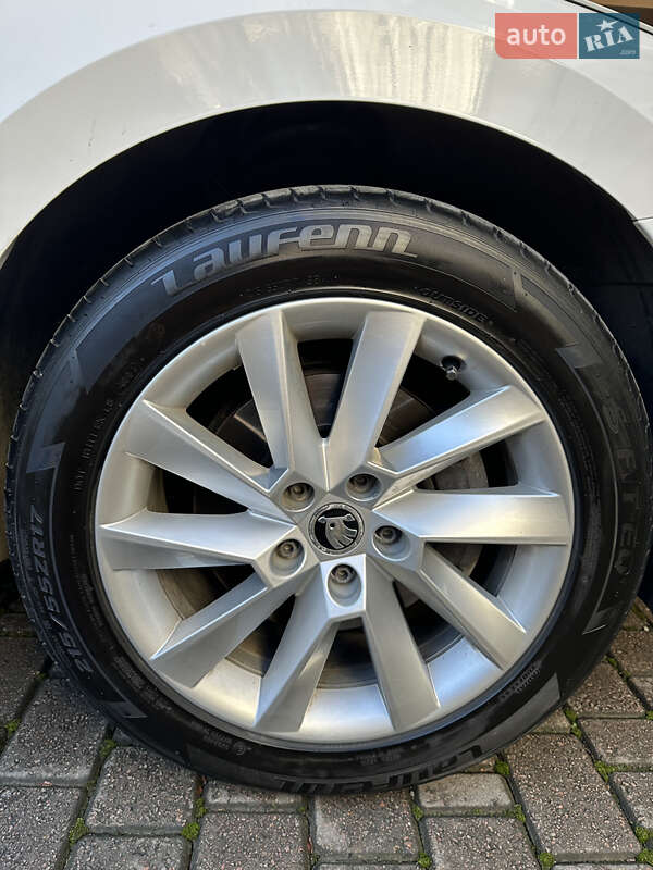 Універсал Skoda Superb 2016 в Івано-Франківську