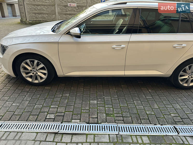 Універсал Skoda Superb 2016 в Івано-Франківську