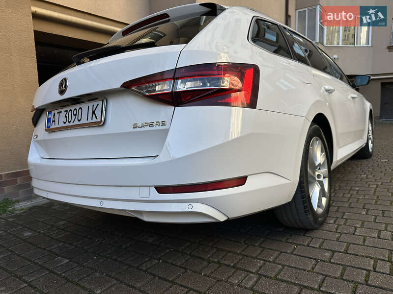 Універсал Skoda Superb 2016 в Івано-Франківську