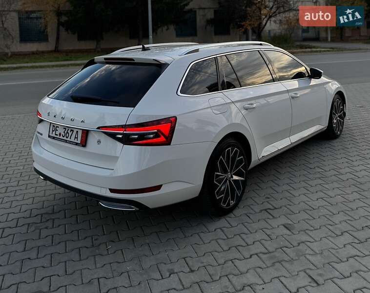 Універсал Skoda Superb 2020 в Виноградові