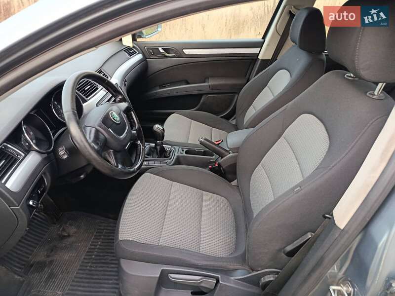 Лифтбек Skoda Superb 2012 в Переяславе