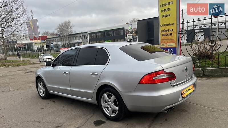 Лифтбек Skoda Superb 2012 в Николаеве