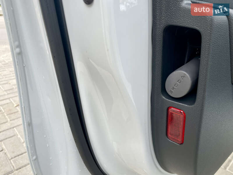 Ліфтбек Skoda Superb 2024 в Дніпрі фото 43 Ліфтбек Skoda Superb 2024 в Дніпрі